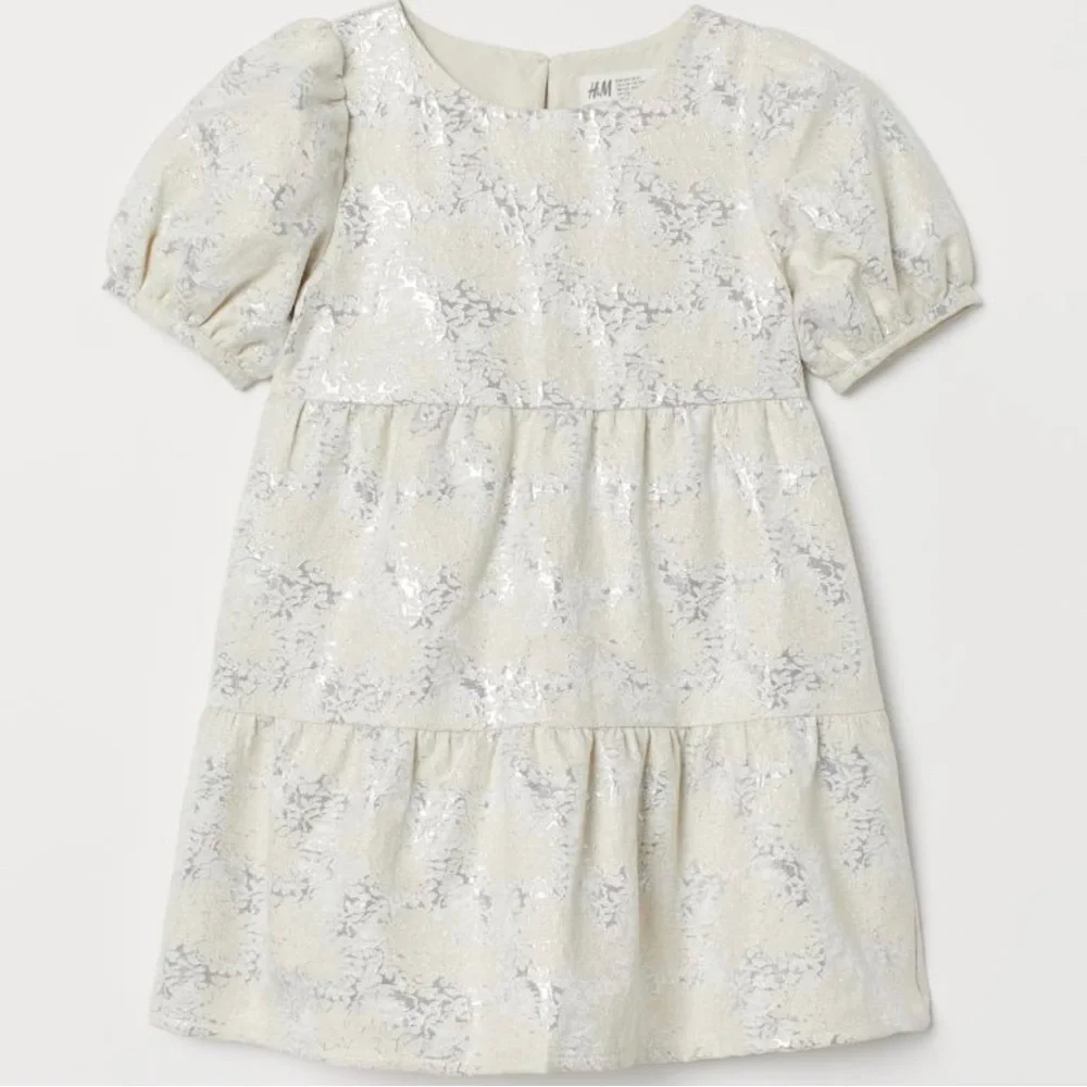 H&M Puff-sleeved brocade dress